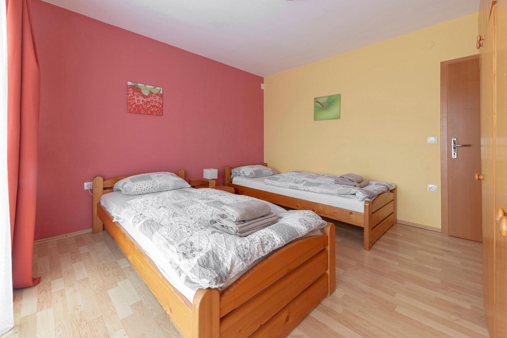 Apartments Znidar Spodnje Gorje 外观 照片